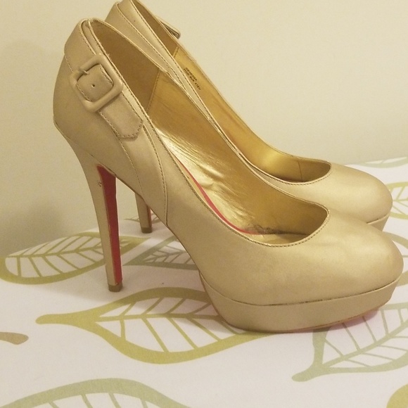 beige heels - Picture 6 of 7